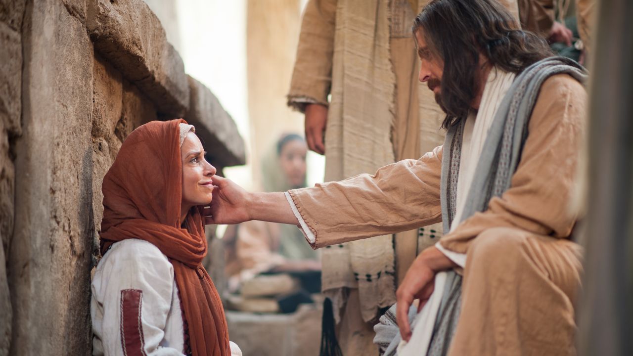 Jesus consolando uma mulher
